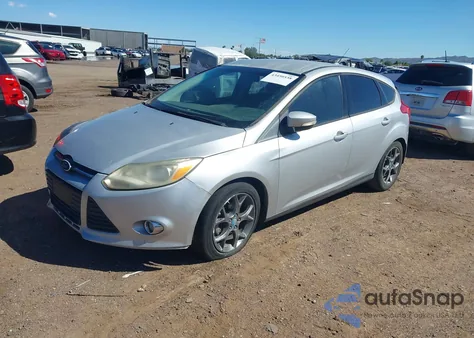 2013 Ford Focus Se z USA, uszkodzony, nr VIN 1FADP3K25DL178459
